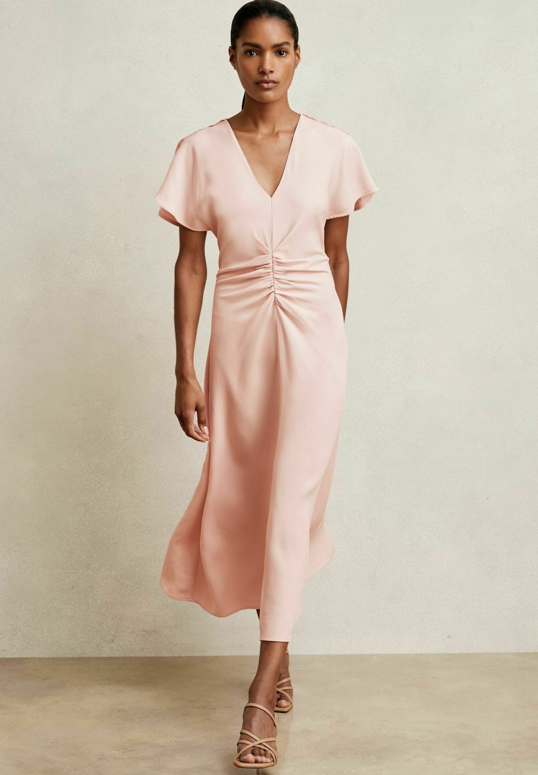 Reiss REGULAR FIT - ROWE RUCHED-FRONT - Maxi dress - pale pink/pink -  Zalando