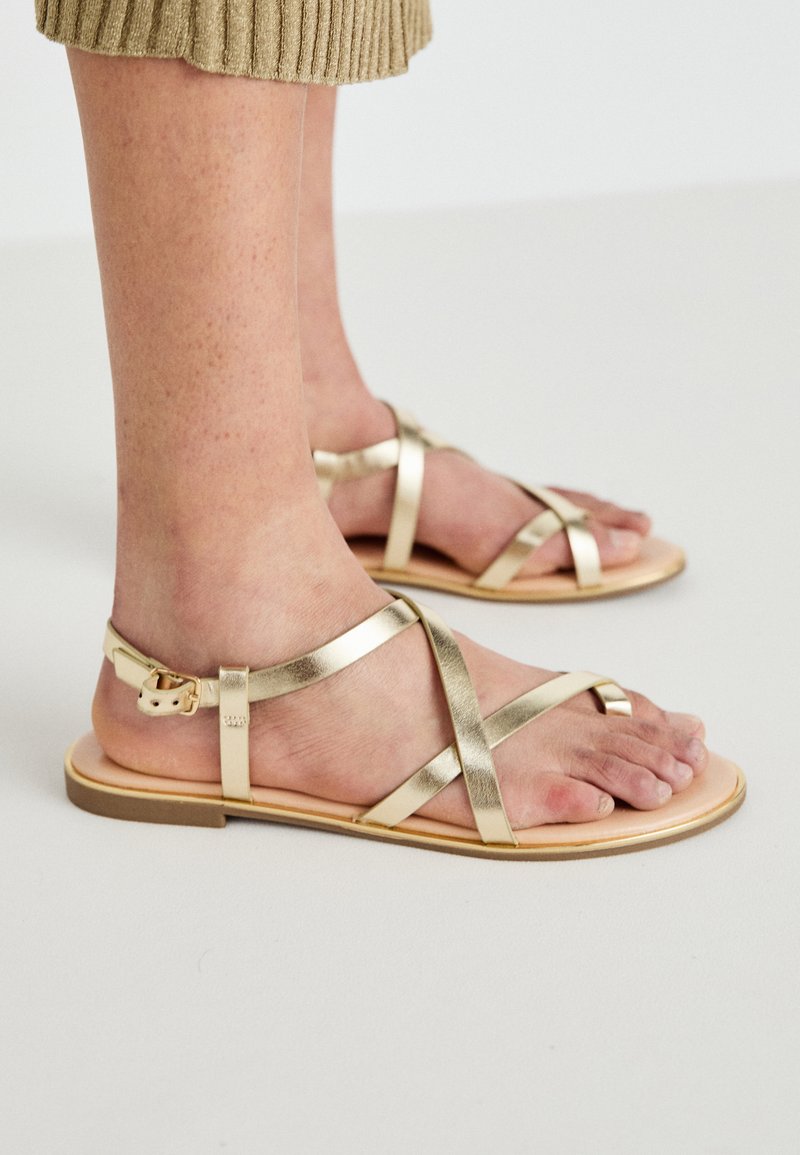 ONLY SHOES Teensandalen goudkleurig ONLY SHOES Teensandalen goudkleurig