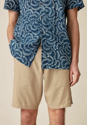 Next REGULAR FIT - Pantaloni scurți - stone