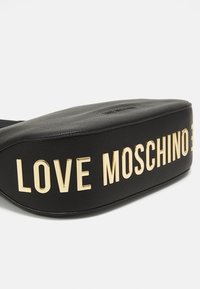 Love Moschino GIANT - Geantă de mână - nero