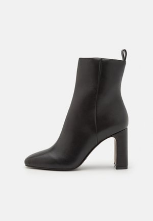 Steve Madden ADELISA - Enkellaarsjes met hoge hak - black