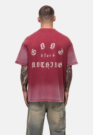 T-shirt con stampa - red