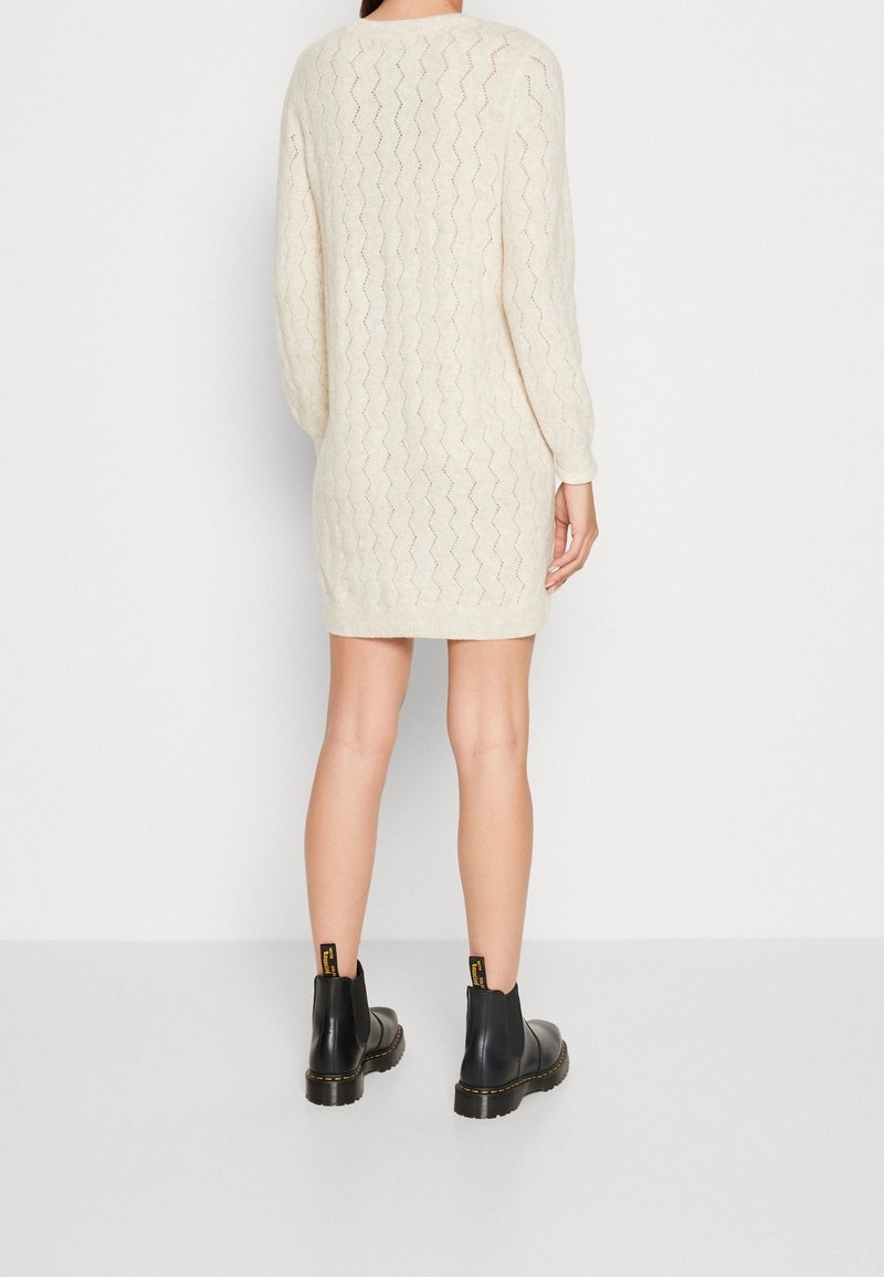 Vero Moda Jumper dress - off-white - (Pre-owned) - Zalando.ie Vero Moda Jumper dress - off-white - (Pre-owned) - Zalando.ie