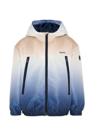 Giacca BOSS con cappuccio, cerniera frontale integrale, due tasche verticali con zip, polsini elasticizzati e sfumatura dal beige al blu.