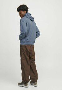 Jack & Jones Hoodie - flint stone