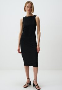 Jimmy Key SLEEVELESS BASIC MIDI - Robe en jersey - black