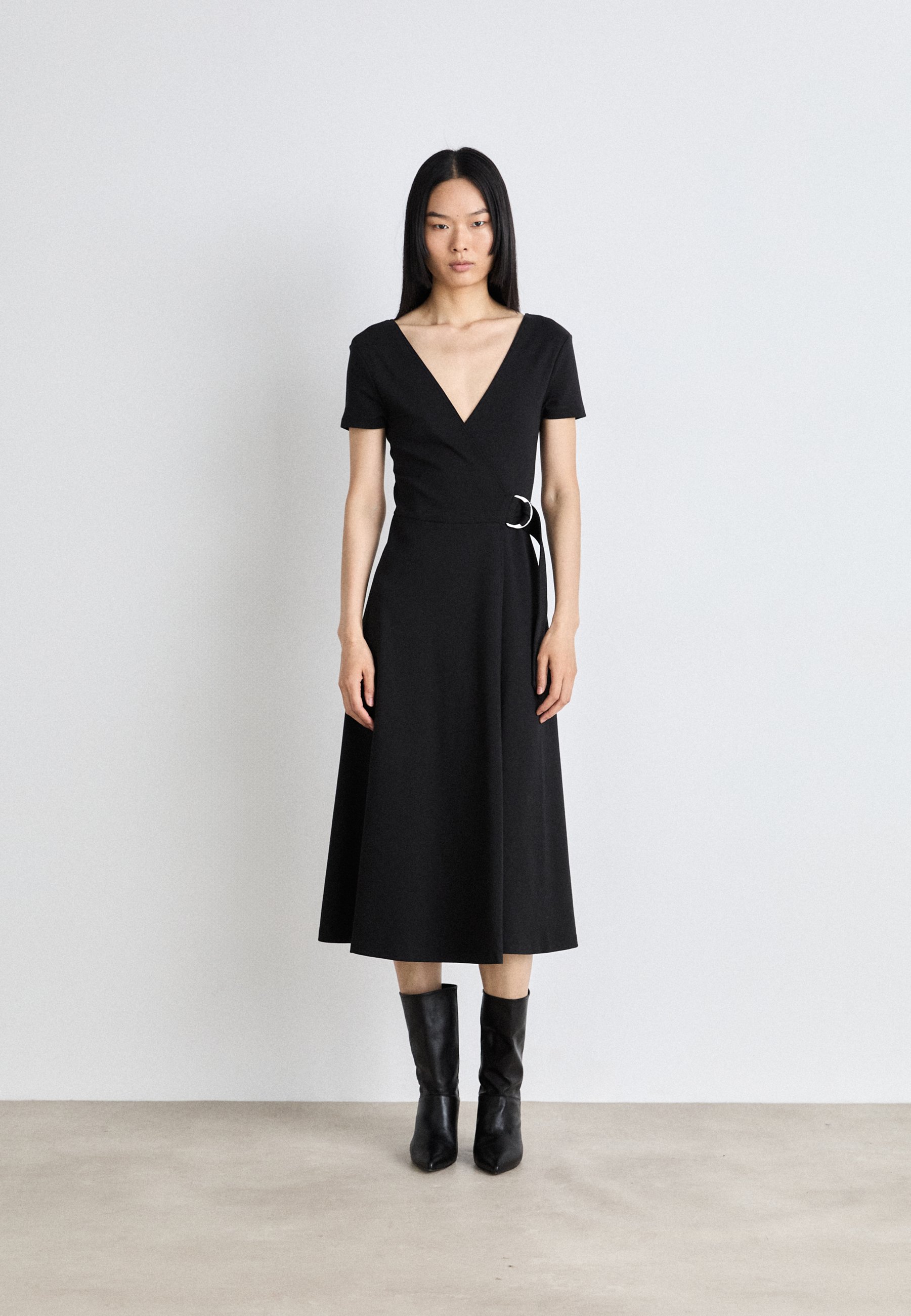 Tommy Hilfiger UTILITY WRAP MIDI - Jersey dress - black - Zalando.co.uk