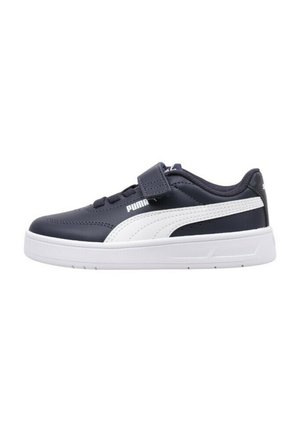 Sneakers blu navy con accenti bianchi, realizzati in materiale sintetico. Presentano una fascia in velcro e una suola in gomma a profilo basso.