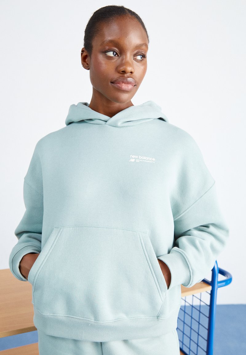 New Balance LINEAR HERITAGE BRUSHED BACK - Hoodie - juniper/grey ...