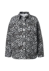 Camicia a maniche lunghe con stampa leopardata in tonalità di grigio e nero, con colletto, taschino sul petto e polsini con bottoni.