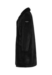 Zwarte nepbontjas met een kraag, lange mouwen en een gladde textuur. Voorzien van een logo op de linkerschouder.