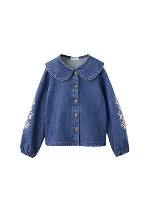 Veste en jean bleu avec grand col arrondi, boutons en bois sur le devant, poignets élastiques et broderie florale blanche sur les manches.