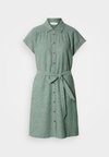 GINIA SHIRT DRESS - Φόρεμα πουκάμισο - laurel wreath melange