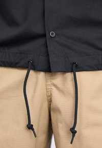 Nike Sportswear CLUB OXFORD - Košeľa - black/white