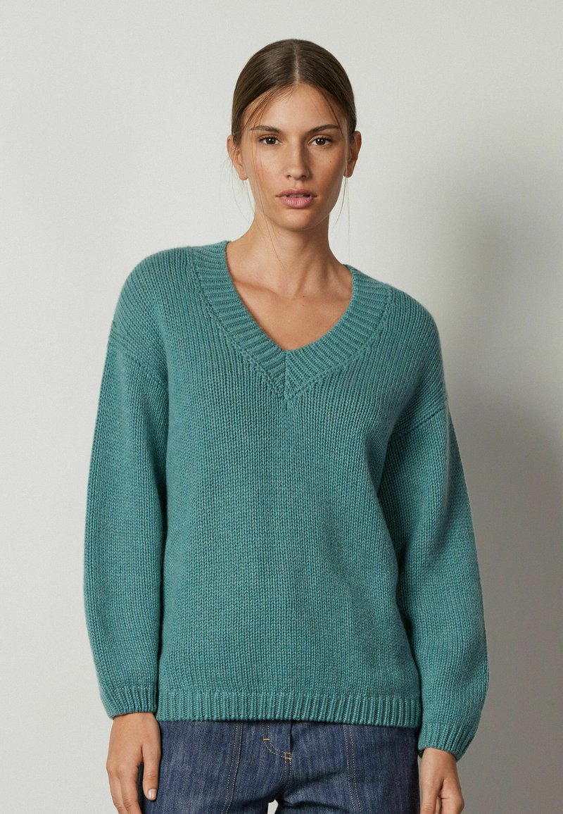 Falconeri ULTRASOFT V-NECK - Jumper - grün dark aqua/mottled light blue ...