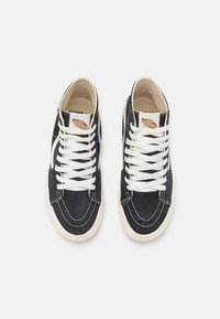 Vans SK8-HI TAPERED VR3 UNISEX - Vysoké tenisky - raven/marshmallow