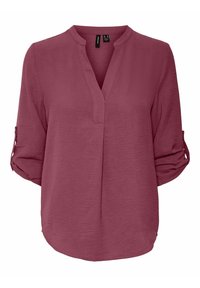 Blouse bordeaux à manches longues en tissu léger, avec un col en V, des manches à rouleaux et un ourlet courbé. La finition texturée ajoute un intérêt visuel.