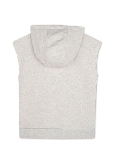 Grijze mouwloze hoodie met een zachte textuur, featuring een diepe capuchon en geribbelde zoom. Simpel ontwerp zonder patronen of versieringen.