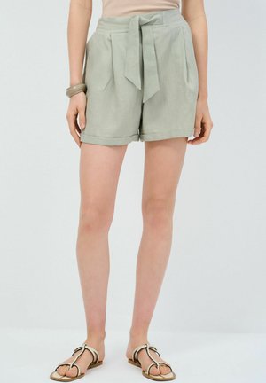 Shorts - green