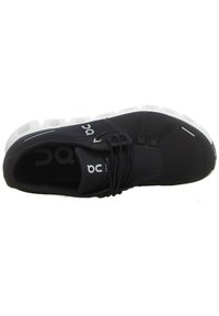 On CLOUD 5 - Sneaker low - black