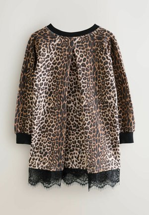 Haljina s uzorkom leoparda koja ima okrugli izrez, duge rukave i crnu čipkastu donicu. Izrađena je od mekog materijala s teksturiranim završetkom.