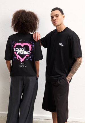 UNISEX - Print T-shirt - black