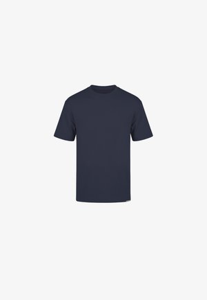 Marineblaue T-Shirt mit kurzen Ärmeln und rundem Ausschnitt, dargestellt vor weißem Hintergrund.