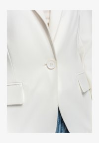 Sélectionné, white