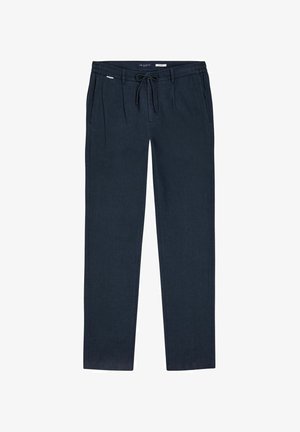 Pantalon bleu marine ajusté avec poches latérales, passants pour ceinture et fermeture avant à cordon, fabriqué en tissu léger.