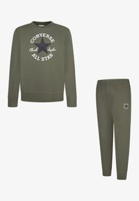 Unselected, dark green