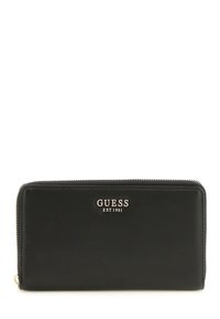 Portafoglio in pelle nera con chiusura zip, logo dorato "GUESS EST1981" e una texture liscia senza motivi visibili.