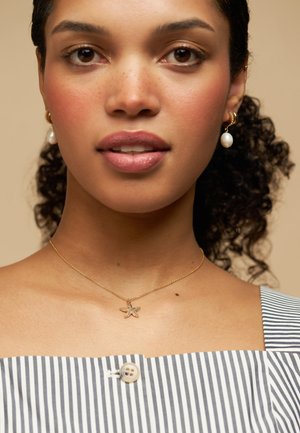 Orelia, TEXTURED STARFISH NECKLACE - Κολιέ - pale gold-coloured