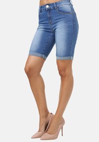 Elara Shorts vaqueros - blau