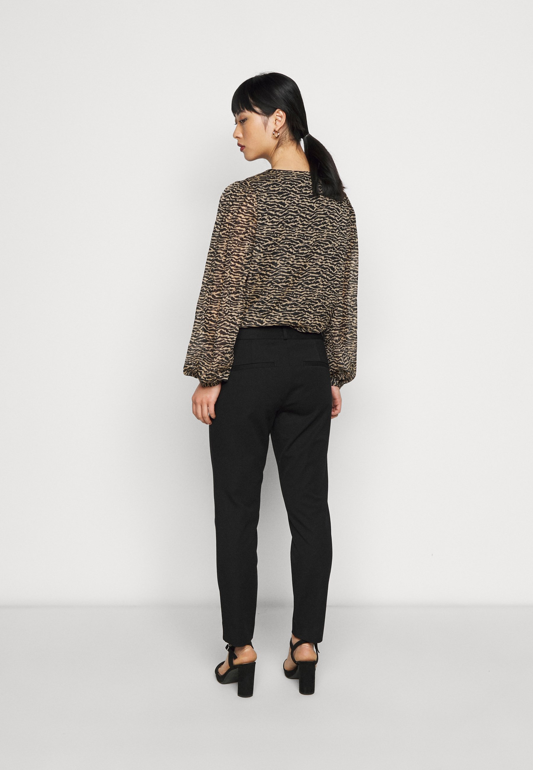 Banana Republic Petite MODERN SLOAN 