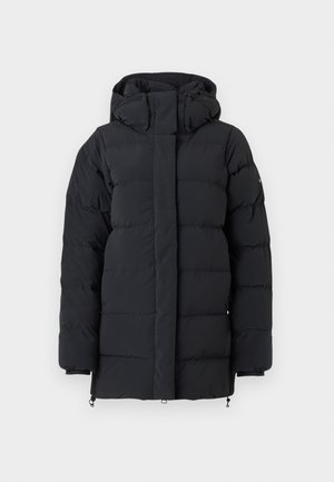 Veste d'hiver noire matelassée avec un col montant et une capuche, dotée de manches longues et d'une fermeture éclair à l'avant dissimulée par un rabat.