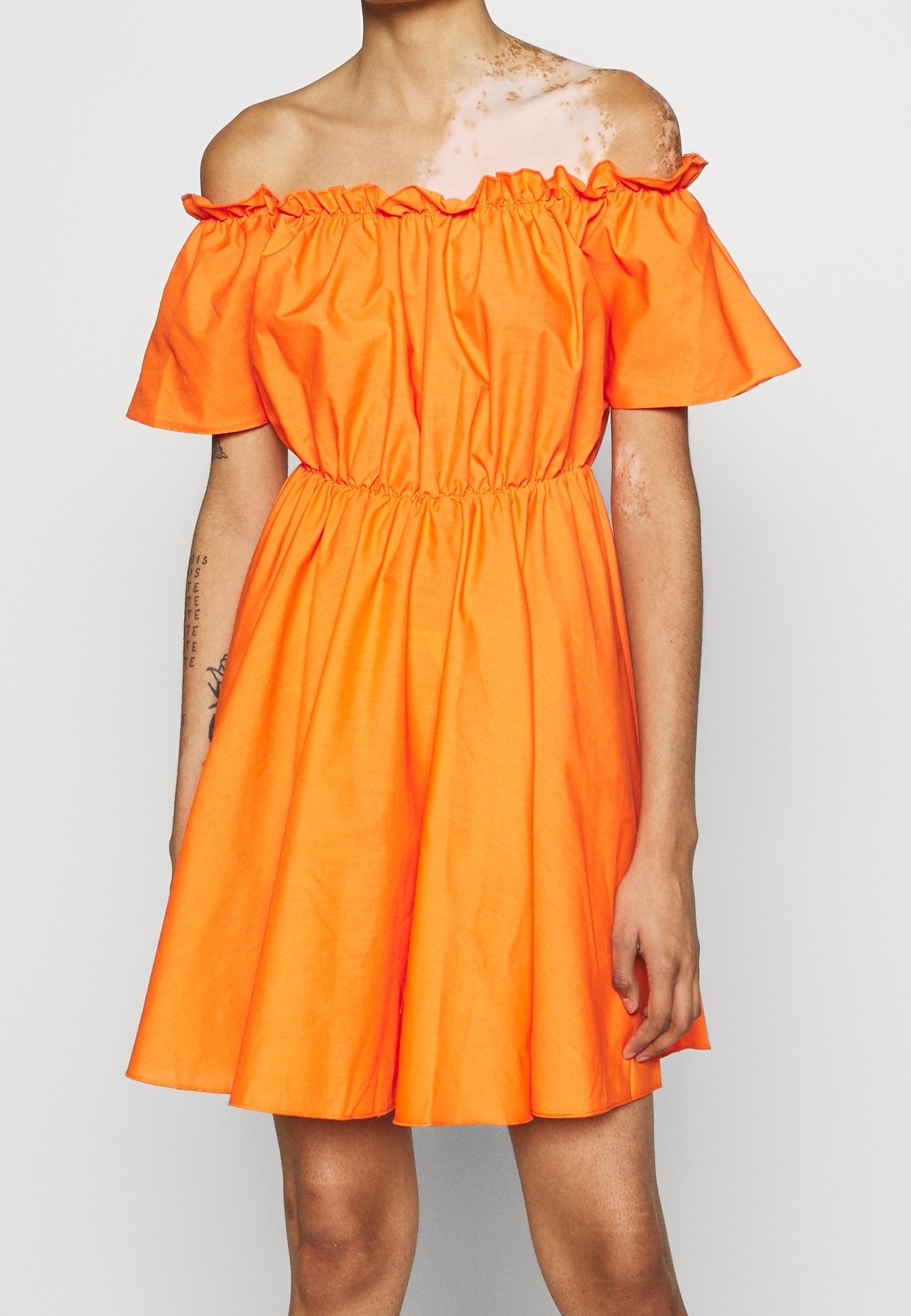 orange missguided dress MISSGUIDED Embellished Cut-Out Halter Neck Ruched Bodycon Mini Dress With Long Sleeves,S