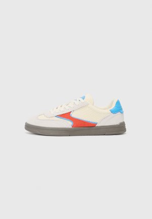 Sneakers with a cream mesh body, red and blue accents, grey sole, and laces. Features a low profile and rounded toe design.