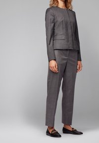 BOSS Tygbyxor - grey