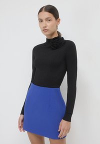 Calliope UNITA  - Gonna a campana - blu