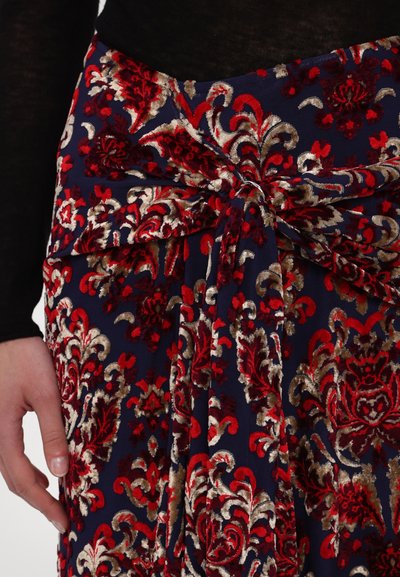 Rabanne Dolgo krilo - tapestry/navy/burgundy/red/cream