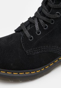 Dr. Martens 1460 PASCAL UNISEX - Stivaletti stringati - black