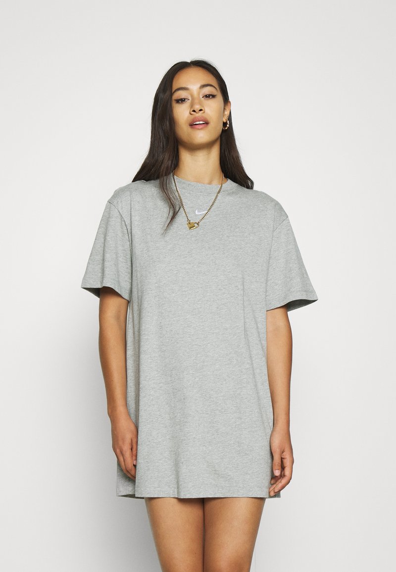 Nike Sportswear Robe en jersey dark grey heather/white/gris ZALANDO.FR