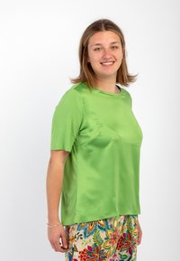 Luisa Viola T-shirt basic - verde