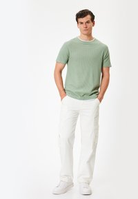 Koton SLIM FIT  zielony