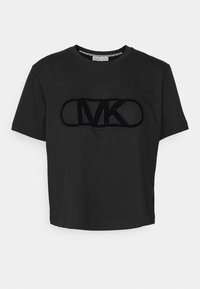 Camiseta cortada negra de algodón, presenta un logo negro de felpa "MK" en la parte frontal, cuello redondo y mangas cortas.