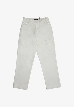 Pantaloni cargo bianchi per bambini con vita elastica, chiusura con bottone, tasche laterali e tasche con pattina su entrambe le gambe.