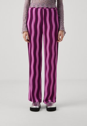 MELODY STRIPES STRAIGHT PANTS - Trousers - purple
