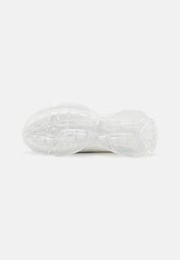 Steve Madden METER - Sneaker low - white/clear