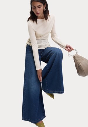 Long sleeved top - ecru