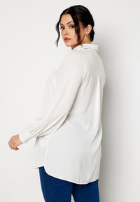 Bubbleroom LONG SHIRT - Bluzka